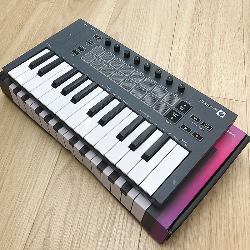 NOVATION FLkey Miniの画像